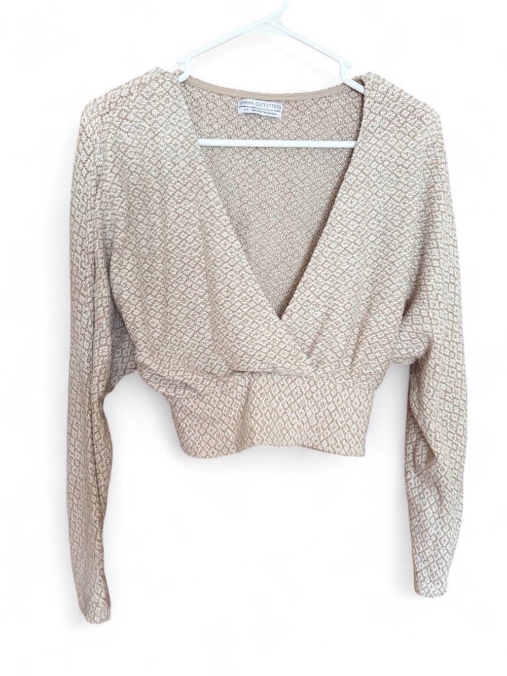 Urban Outfitters Small V-neck Cropped Sweater Tan Women’s Top Long Sleeve